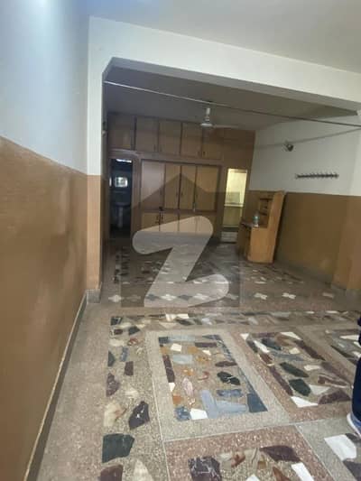 آئی ۔ 10 اسلام آباد میں 4 کمروں کا 6 مرلہ مکان 3.5 کروڑ میں برائے فروخت۔