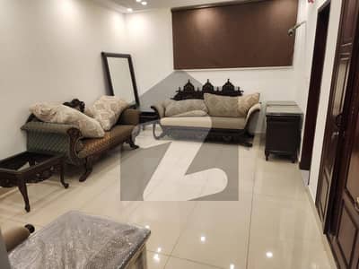 ایف ۔ 8 اسلام آباد میں 3 کمروں کا 2 کنال زیریں پورشن 2.5 لاکھ میں کرایہ پر دستیاب ہے۔