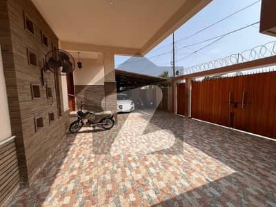 ڈی ایچ اے فیز 7 ایکسٹینشن ڈی ایچ اے ڈیفینس,کراچی میں 6 کمروں کا 1 کنال مکان 14.5 کروڑ میں برائے فروخت۔