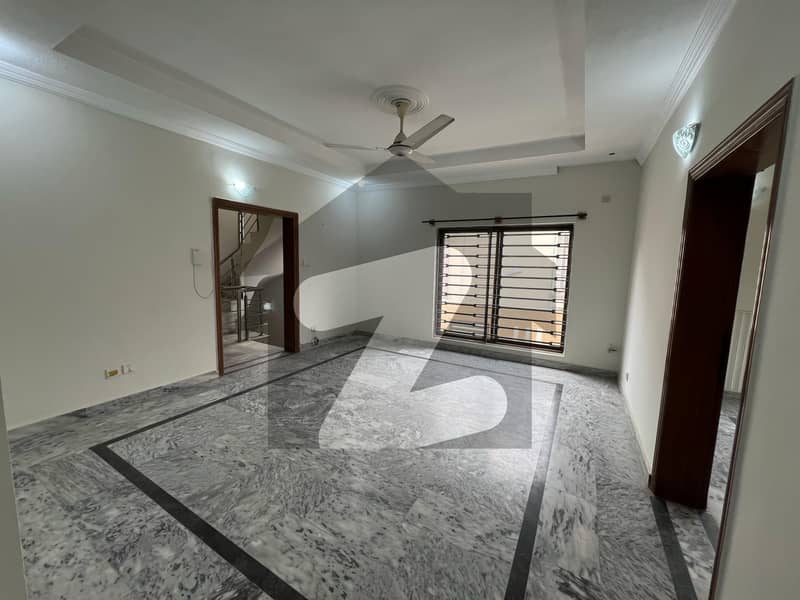 30x50 Upper Portion For Rent In G-10/4 30x50 Upper Portion For Rent In G-10/4