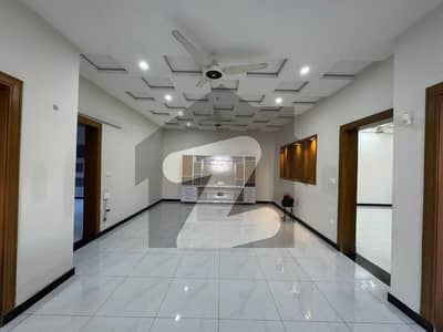 Slightly Used 14 Marla Double Storey 5 Bedroom House For Rent In Phase 8, Bahria Town Overseas -6