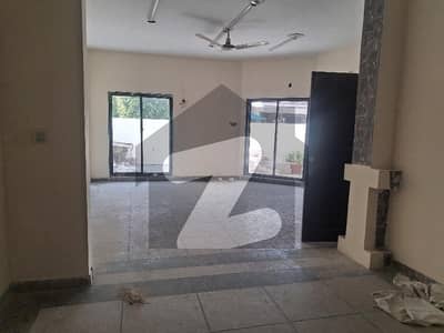 جوہر ٹاؤن فیز 2 - بلاک جی3 جوہر ٹاؤن فیز 2,جوہر ٹاؤن,لاہور میں 5 کمروں کا 1 کنال مکان 2.6 لاکھ میں کرایہ پر دستیاب ہے۔ جوہر ٹاؤن فیز 2 - بلاک جی3 جوہر ٹاؤن فیز 2,جوہر ٹاؤن,لاہور میں 5 کمروں کا 1 کنال مکان 2.6 لاکھ میں کرایہ پر دستیاب ہے۔