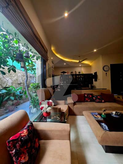 500 Sq. Yards Well-Maintained Bungalow For Sale Prime Location in DHA Phase 6 (CBC), Khayaban-e-Rahat