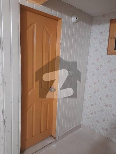 سمن آباد لاہور میں 2 کمروں کا 2 مرلہ فلیٹ 30.0 ہزار میں کرایہ پر دستیاب ہے۔