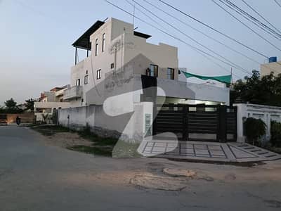 نیسپاک ہاؤسنگ سوسائٹی فیز 3 - بلاک اے نیسپاک سکیم فیز 3,ڈیفینس روڈ,لاہور میں 5 کمروں کا 1 کنال مکان 5.0 کروڑ میں برائے فروخت۔