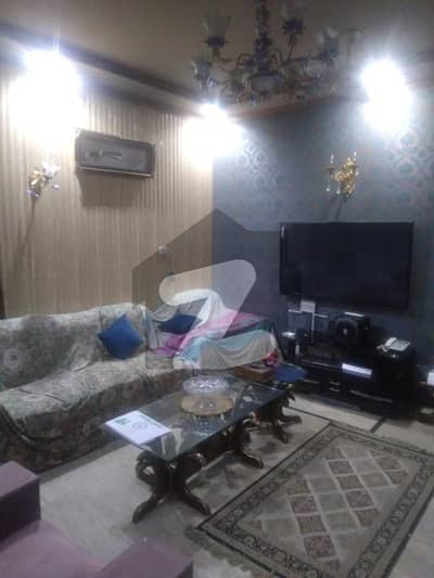 10 Marla Well Maintained House for sale DHA phase 4 EE