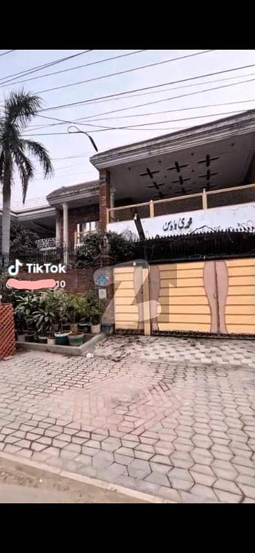 سبزہ زار سکیم ۔ بلاک اے سبزہ زار سکیم,لاہور میں 5 کمروں کا 1 کنال مکان 12.0 کروڑ میں برائے فروخت۔