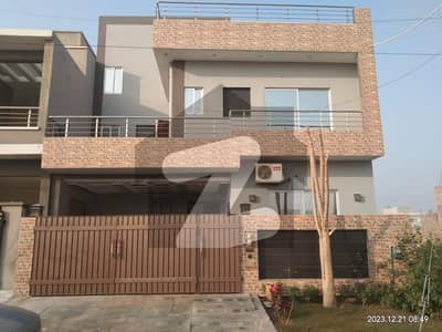 10 Marla House For Sale In LDA AVENUE 1 With 10kw Solar System