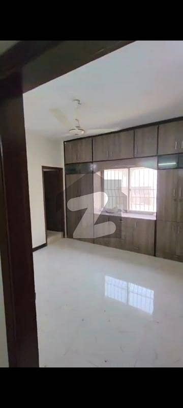 ڈی ایچ اے فیز 2 ایکسٹینشن ڈی ایچ اے ڈیفینس,کراچی میں 2 کمروں کا 5 مرلہ فلیٹ 1.5 کروڑ میں برائے فروخت۔