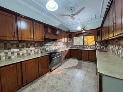 20 Marla Lower Ground Portion Available For Rent G-13/2