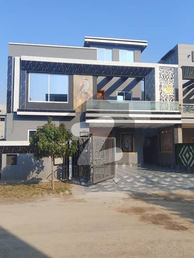 Hot Offer 10 Marla Brand New Luxury House for Sale in Al Jalil Garden