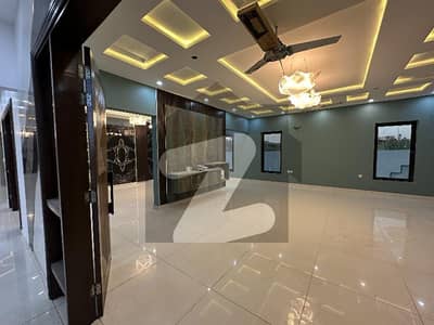 P1 272 YARD VILLA AVAILABLE   A+ CONSTRUCTION