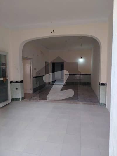 کوٹلی لوہاراں سیالکوٹ میں 3 کمروں کا 8 مرلہ مکان 1.5 کروڑ میں برائے فروخت۔