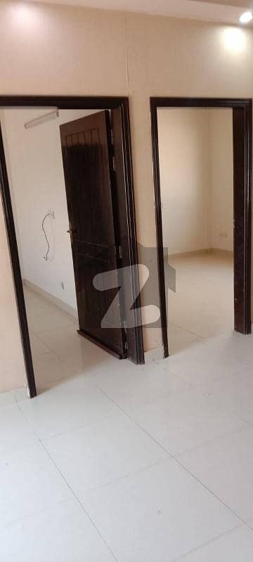 paint house 2 bed rooms lounge apartment with Roof  near 3 talwar Clifton