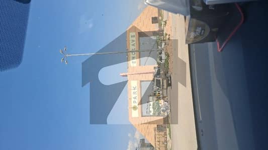 پارک انکلیو 1 پارک انکلیو,اسلام آباد میں 1 کنال رہائشی پلاٹ 4.8 کروڑ میں برائے فروخت۔