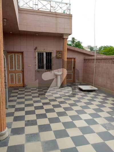 GULISTAN E JOHAR 250 SQYD BANGLOW FOR SALE
