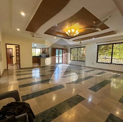 ای ۔ 11/2 ای ۔ 11,اسلام آباد میں 3 کمروں کا 1 کنال بالائی پورشن 2.0 لاکھ میں کرایہ پر دستیاب ہے۔