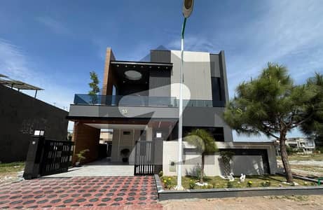 ڈی ایچ اے ڈیفینس فیز 2 ڈی ایچ اے ڈیفینس,اسلام آباد میں 5 کمروں کا 10 مرلہ مکان 2.0 لاکھ میں کرایہ پر دستیاب ہے۔