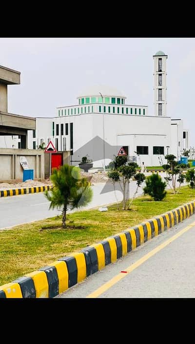 ڈی ایچ اے فیز 1 - سیکٹر بی ڈی ایچ اے فیز 1,ڈی ایچ اے ڈیفینس,پشاور میں 1 کنال رہائشی پلاٹ 2.7 کروڑ میں برائے فروخت۔