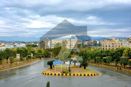 10 Marla Sold land Park face Plot Available for sale In Sector P