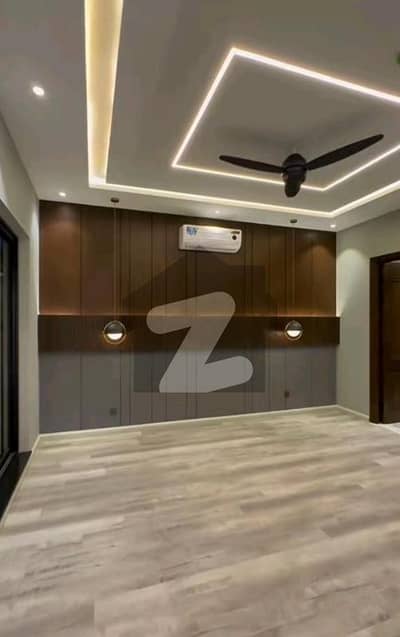 ڈی ایچ اے فیز 5 ڈیفنس (ڈی ایچ اے),لاہور میں 3 کمروں کا 1 کنال بالائی پورشن 1.3 لاکھ میں کرایہ پر دستیاب ہے۔