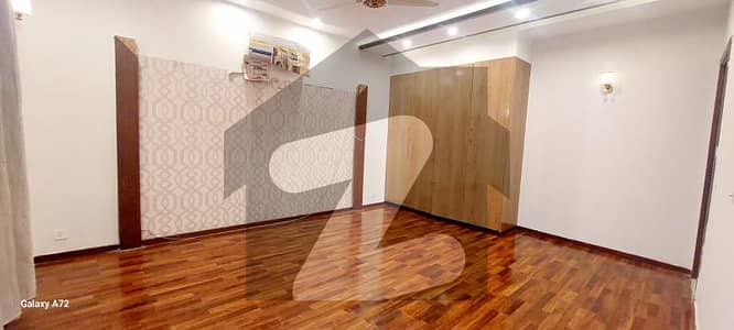 ڈی ایچ اے فیز 7 ڈیفنس (ڈی ایچ اے),لاہور میں 5 کمروں کا 1 کنال مکان 6.99 کروڑ میں برائے فروخت۔ ڈی ایچ اے فیز 7 ڈیفنس (ڈی ایچ اے),لاہور میں 5 کمروں کا 1 کنال مکان 6.99 کروڑ میں برائے فروخت۔