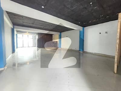 پی آئی اے مین بلیوارڈ لاہور میں 10 مرلہ دفتر 1.45 لاکھ میں کرایہ پر دستیاب ہے۔