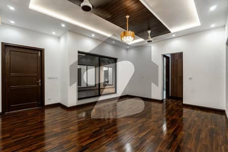 ڈی ایچ اے فیز 5 ڈیفنس (ڈی ایچ اے),لاہور میں 3 کمروں کا 1 کنال بالائی پورشن 1.2 لاکھ میں کرایہ پر دستیاب ہے۔