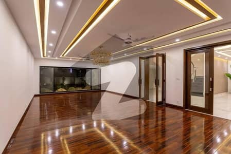 2 KANAL ELEGANT AND FULLY MAINTAINED SUPER HOT LOCATED BUNGALOW IS AVAILABLE IN THE BEST BLOCK OF DHA LAHORE.