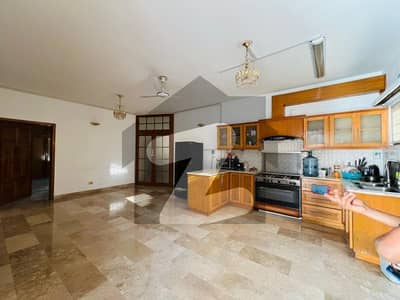 Independent Upper Portion Fully Furnished Or Pakistani And Foreigners