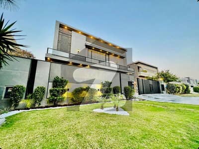 20 MARLA ELEGANT AND FULLY MAINTAINED SUPER HOT LOCATED BUNGALOW (15KVA SOLAR INSTALLED VERY CLOSE TO H-PARK AND WITH WITH 7 BEDROOMS) IS AVAILABLE IN THE BEST BLOCK OF DHA LAHORE.