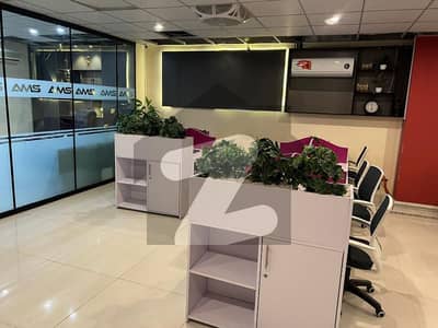 مری روڈ راولپنڈی میں 11 کمروں کا 9 مرلہ دفتر 6.0 لاکھ میں کرایہ پر دستیاب ہے۔