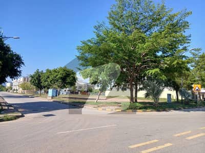 1 Kanal Corner Plot Available For Sale In Sector B