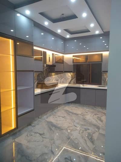 گلشنِ اقبال - بلاک 6 گلشنِ اقبال,گلشنِ اقبال ٹاؤن,کراچی میں 8 کمروں کا 16 مرلہ مکان 13.5 کروڑ میں برائے فروخت۔