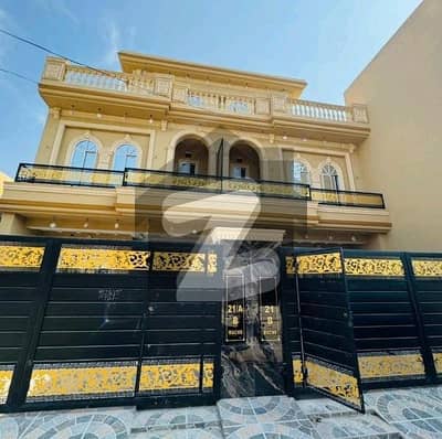 8 MARLA BRAND NEW HOUSE DOUBLE STORY AVAILABLE FOR SALE MILITARY ACCOUNTS SOCIETY COLLEGE ROAD LAHORE