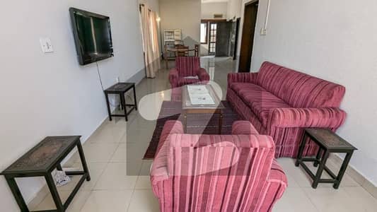 FOR RENT Fully Furnished ONE Bed with Lounge Single Female & Foreigner F_7/1