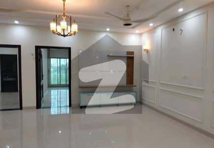 اتحاد ٹاؤن فیز 2 اتحاد ٹاؤن,رائیونڈ روڈ,لاہور میں 2 کمروں کا 3 مرلہ بالائی پورشن 1.2 کروڑ میں برائے فروخت۔