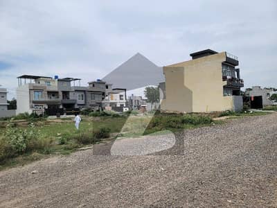 5 Marla Near to main road N block. 5 Marla Near to main road N block.