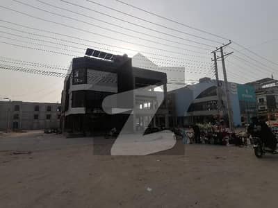 ماڈل ٹاؤن ۔ بلاک اے ماڈل ٹاؤن,ملتان میں 2 مرلہ Studio دکان 65.0 ہزار میں کرایہ پر دستیاب ہے۔