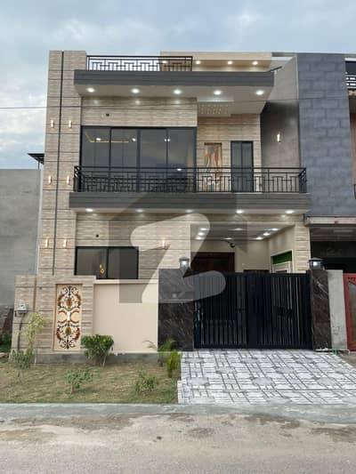 Prime Location House For Sale In Beautiful Royal Orchard