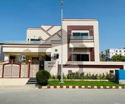 1 kanal used House available at investor Rate in Phase 1 Citi Housing Gujranwala