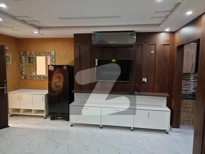 بحریہ ٹاؤن سیکٹرڈی بحریہ ٹاؤن,لاہور میں 1 کمرے کا 1 مرلہ فلیٹ 32.0 ہزار میں کرایہ پر دستیاب ہے۔