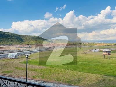 مارگلہ انکلیو مارگلہ ایونیو,اسلام آباد میں 10 مرلہ رہائشی پلاٹ 2.6 کروڑ میں برائے فروخت۔