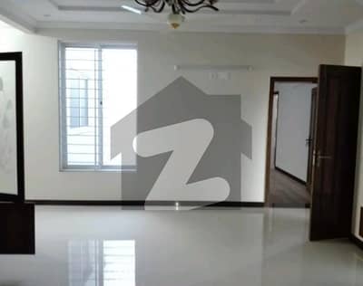 600 Square Yards House In Stunning I-8 Is Available For Sale