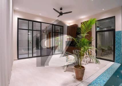 ڈی ایچ اے فیز 6 - بلاک ایل فیز 6,ڈیفنس (ڈی ایچ اے),لاہور میں 7 کمروں کا 2 کنال مکان 48.0 کروڑ میں برائے فروخت۔