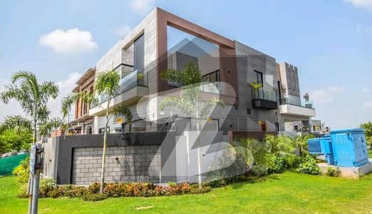 10 Marla Modern Design Luxury House Available For Sale
