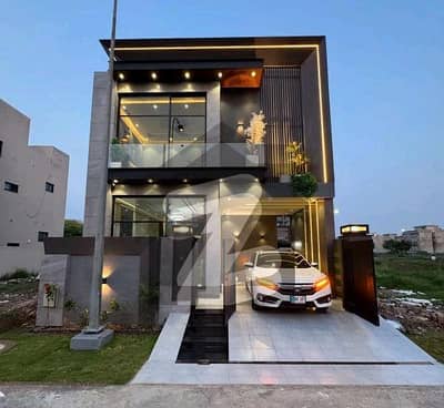 5 Marla Brand New Luxurious Class House for Rent Walking Distance from Park