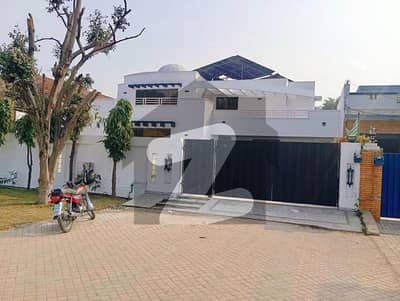 2 KANAL MODERN HOUSE FOR RENT IN DHA PHASE 2