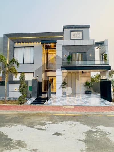12 MARLA ULTRA LUXURY MODREN HOUSE FOR SALE IN GULBAHAR BLOCK SECTOR C BAHRIA TOWN LAHORE