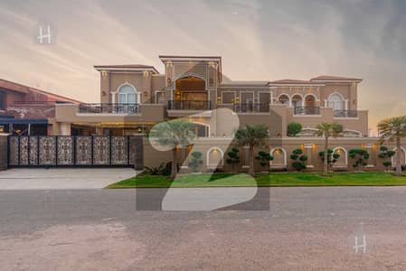 Ready to Move 2 Kanal Ulra Classic Design House Fully Furnished Full Basement DHA Lahore